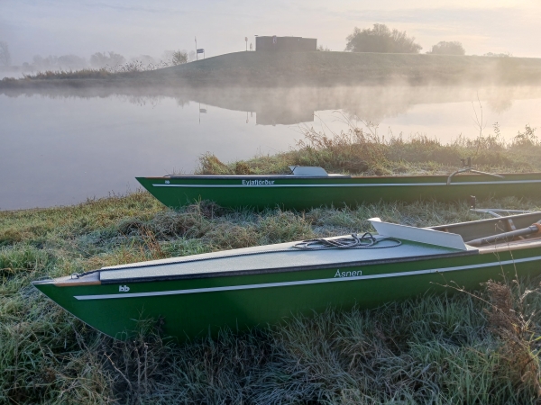 Baumgarten E-Boote im Nebel Schnackenburg 2024