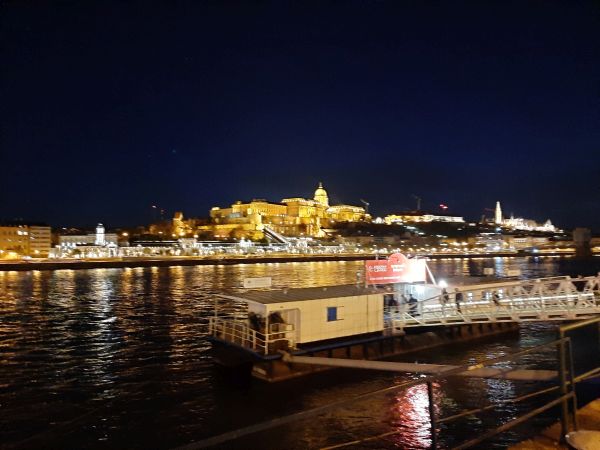 Nacht in Budapest Donau 2022