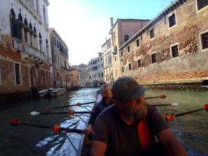 Ruderboot mitten in Venedig Blog Po 2017