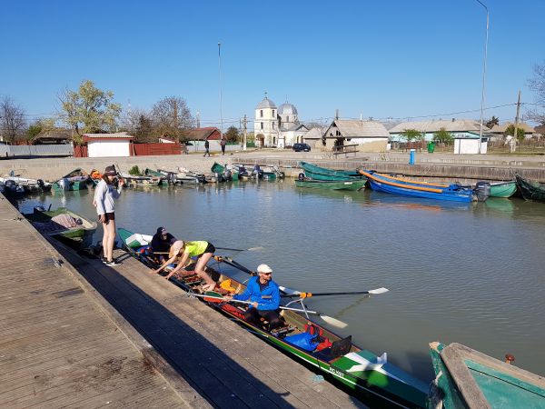 Sfantu Gheorghe Fischerhafen Ruderboot Donau 2019