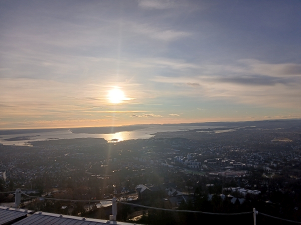 Blick ber Oslo vom Holmenkollen 2024