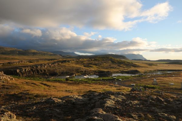 Fossatun mit Elfenhäusern Island 2022