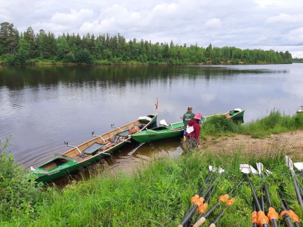 Inrigger am Ufer des Ivalojoki 2022